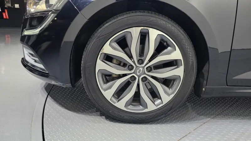 Renault Samsung SM6