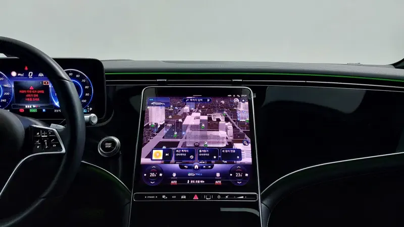 Mercedes-Benz EQS