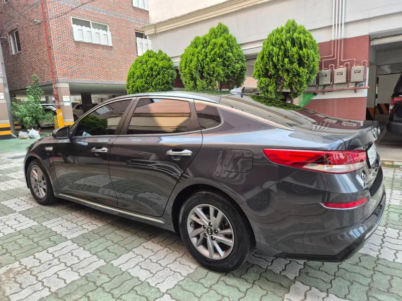 Kia K5