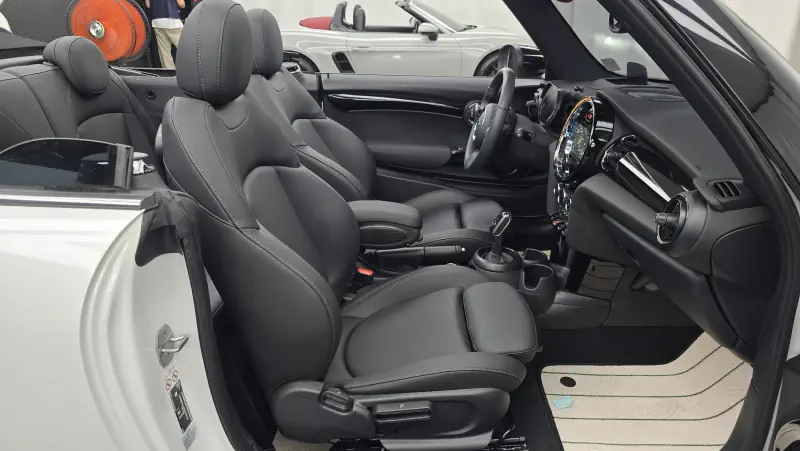 Mini Cabrio