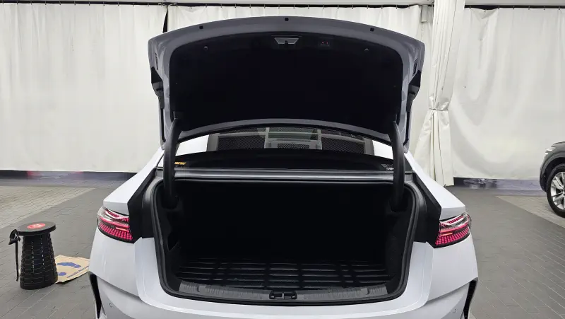 BYD Seal