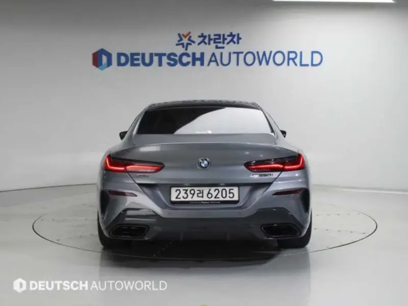 BMW 8-Series