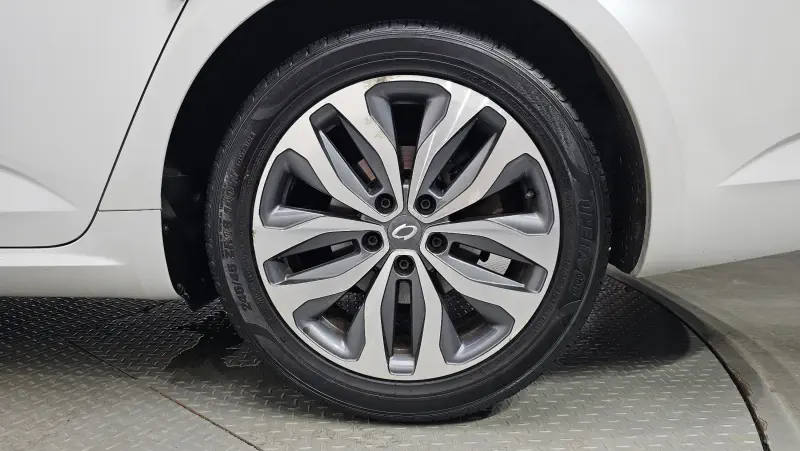 Renault Samsung SM6