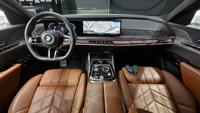 BMW 7-Series