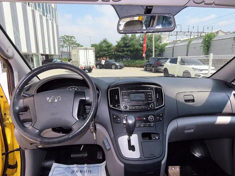 Hyundai Grand Starex