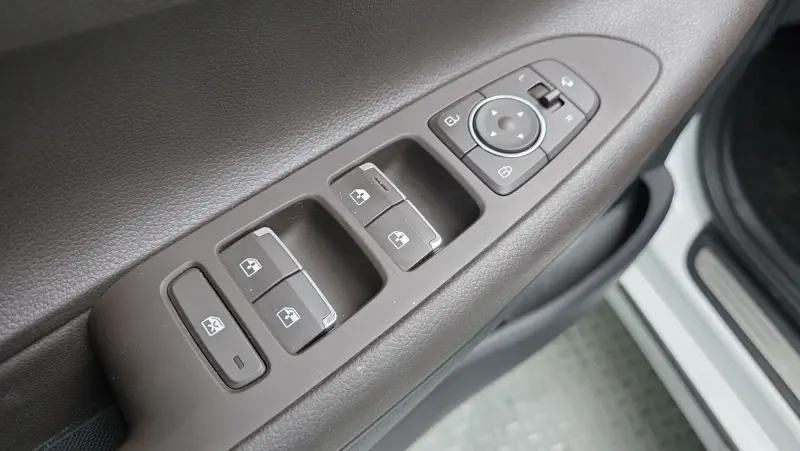 Купить Hyundai Grandeur Jeonbuk из Кореи