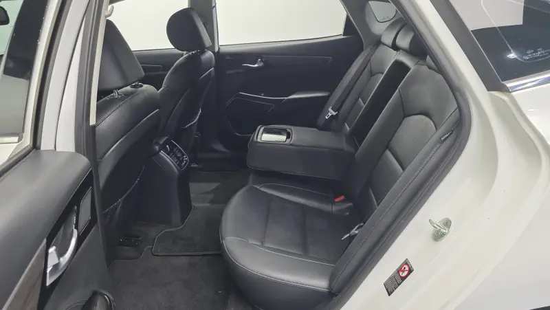 Купить Kia K7 Gyeonggi из Кореи