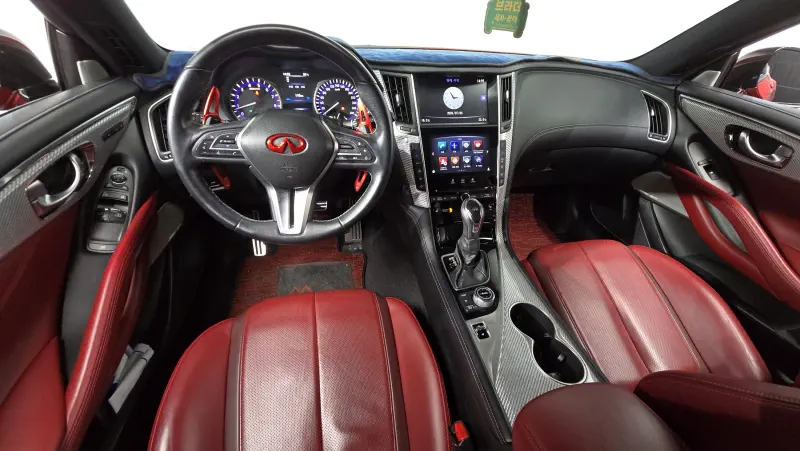 Infiniti Q60