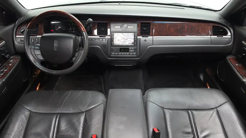 Lincoln Town Car