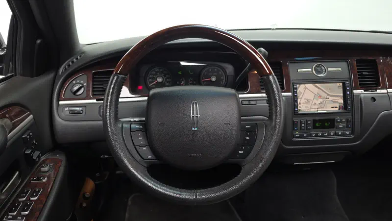 Lincoln Town Car