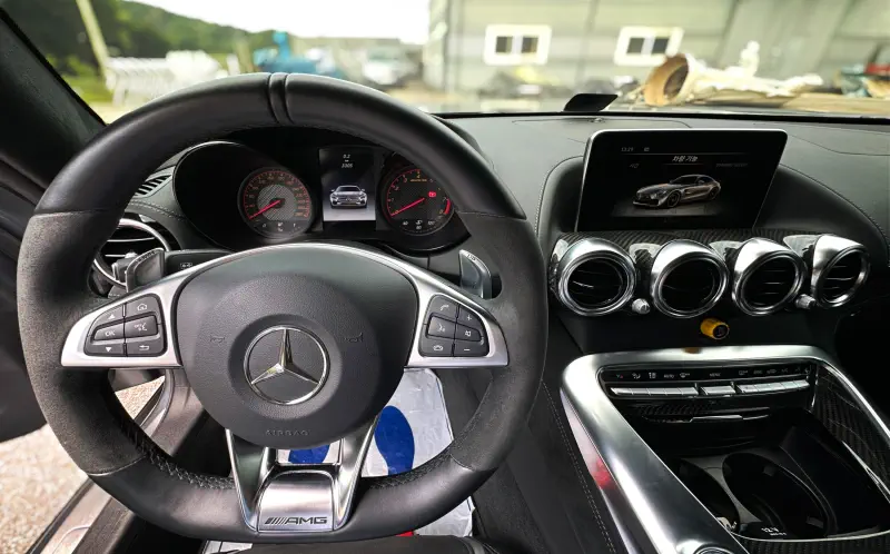 Mercedes-Benz AMG GT