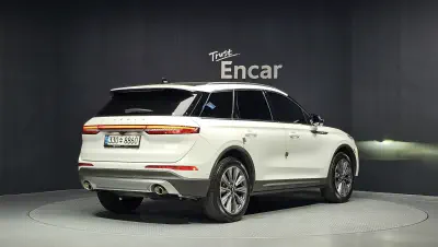 Lincoln Corsair