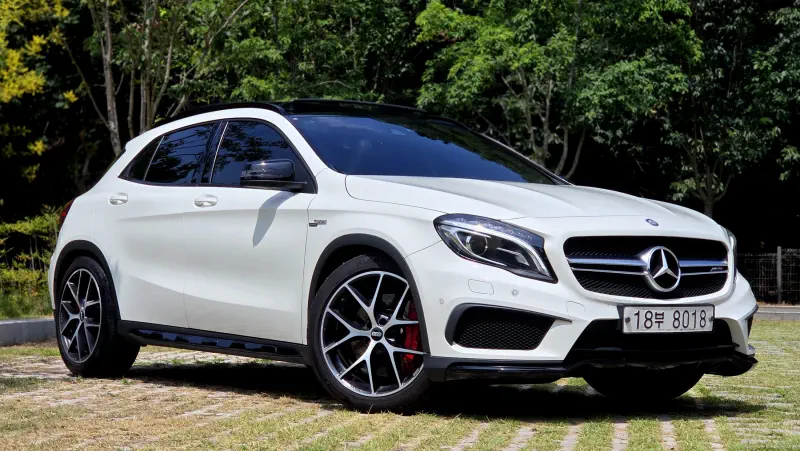 Mercedes-Benz GLA-Class