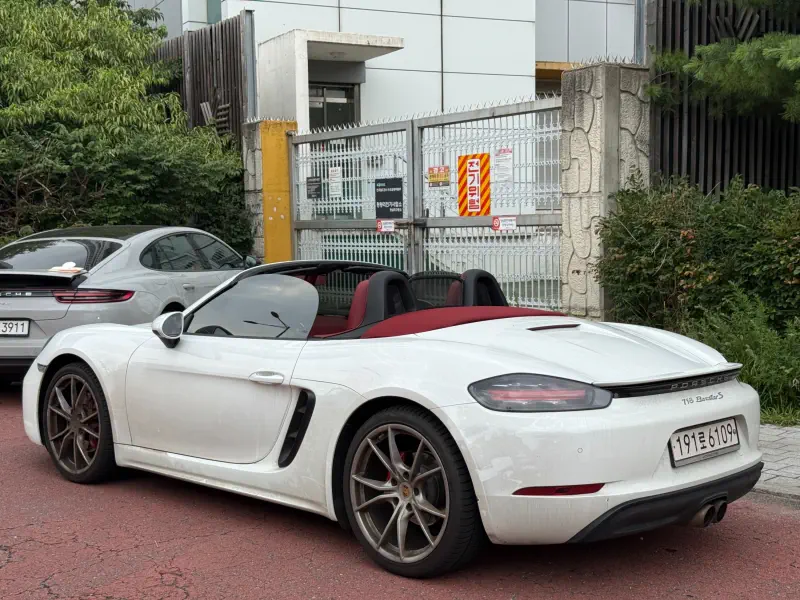 Porsche Boxster