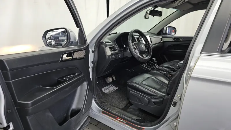 SsangYong Rexton Sports
