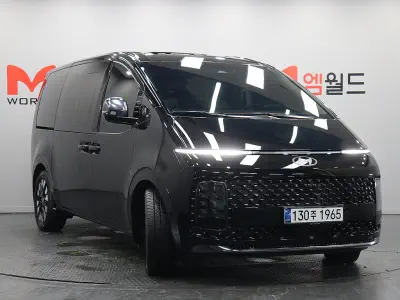 Hyundai Staria