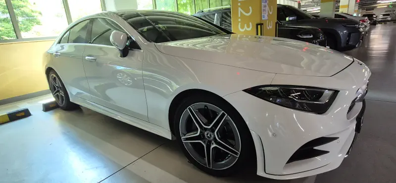 Mercedes-Benz CLS-Class