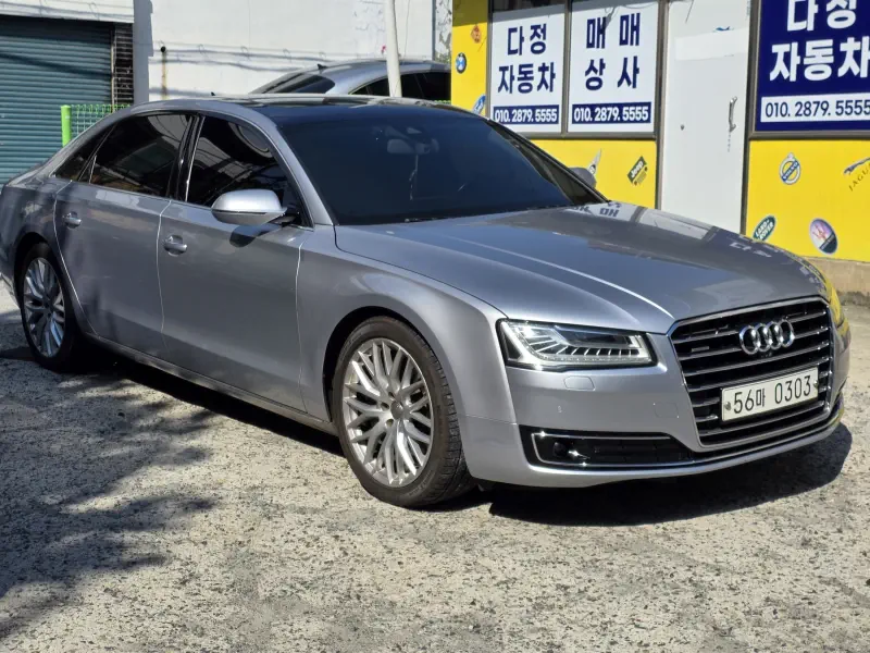 Audi A8