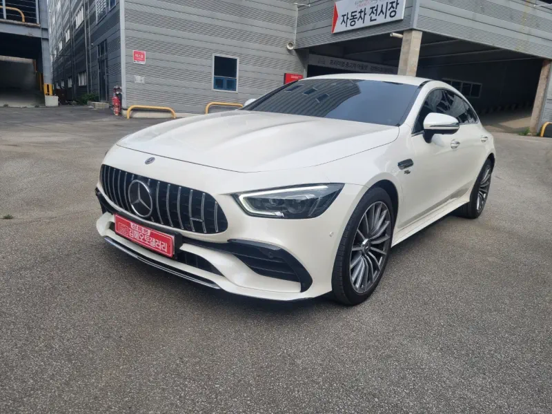 Mercedes-Benz AMG GT