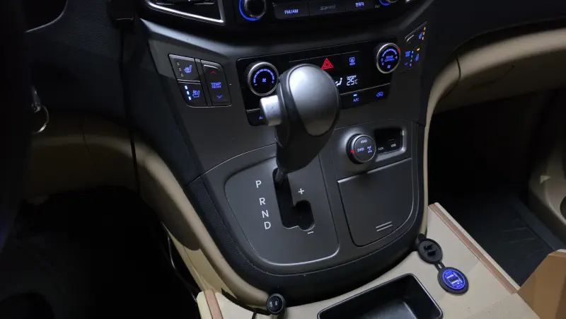 Hyundai Grand Starex