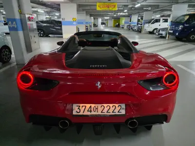 Ferrari 488