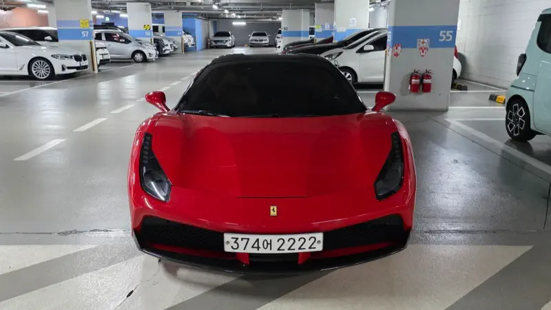 Ferrari 488
