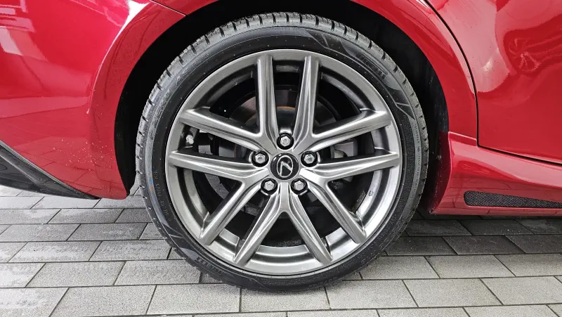 Lexus IS200t