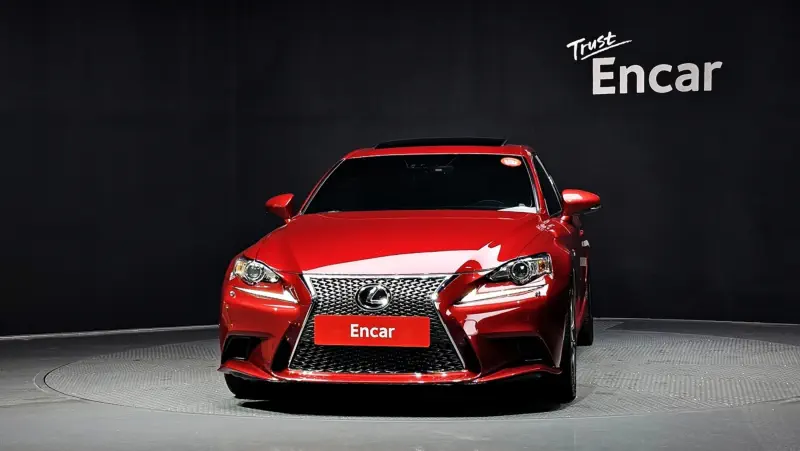 Lexus IS200t