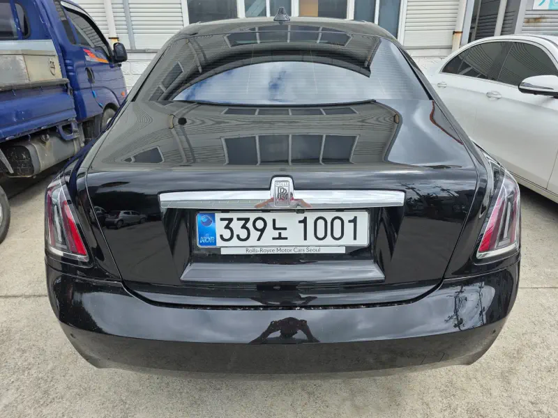 Rolls-Royce GHOST