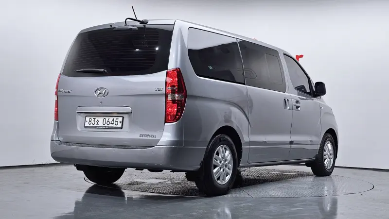 Hyundai Grand Starex