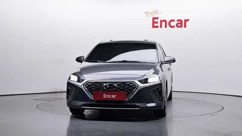 Hyundai Ioniq