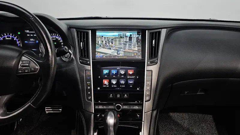 Infiniti Q50