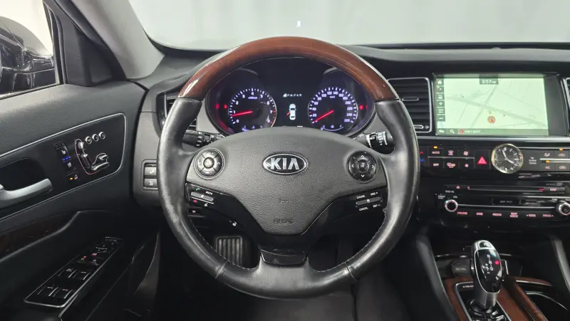 Kia K9