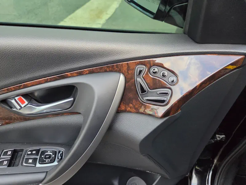 Hyundai Aslan