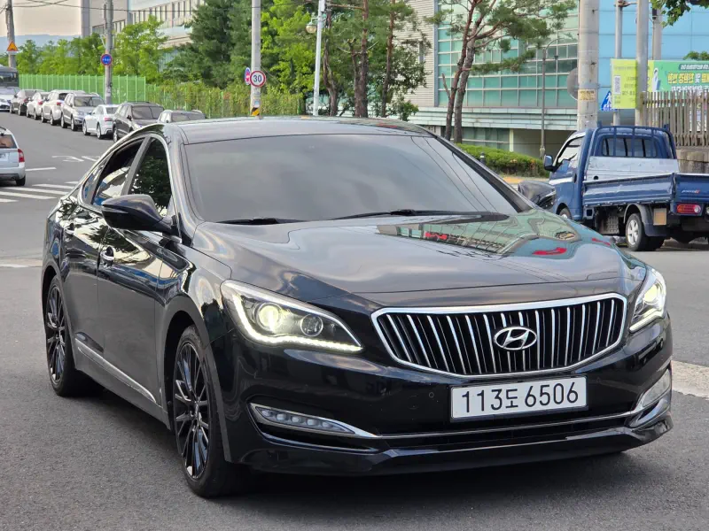 Hyundai Aslan