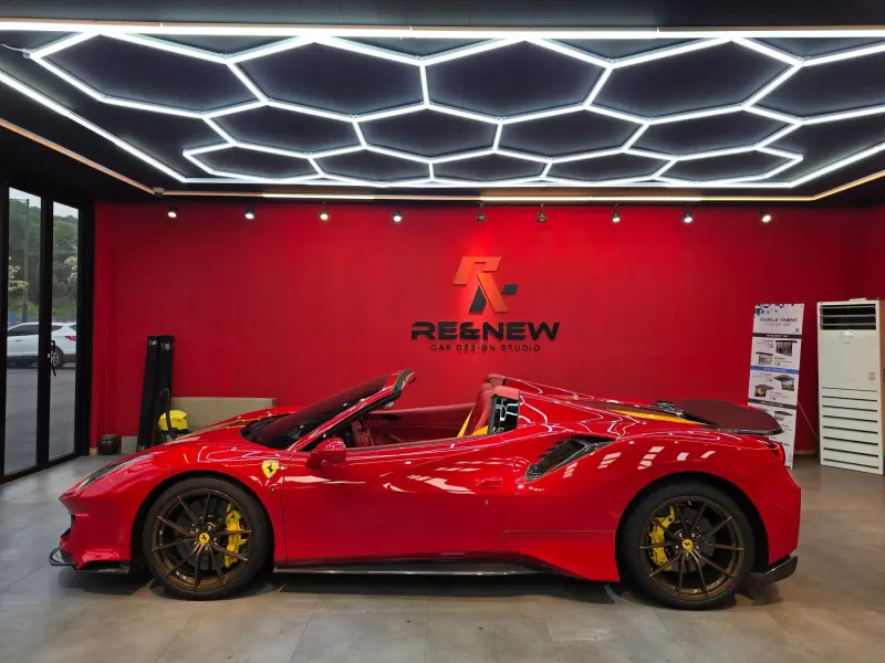 Ferrari 488
