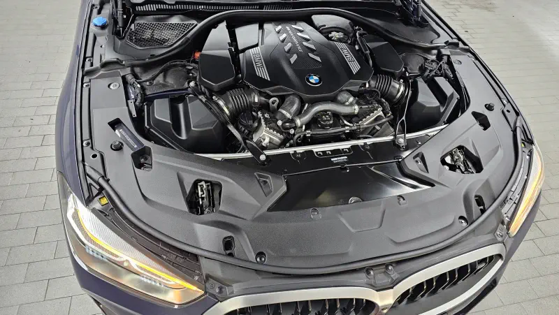 BMW 8-Series
