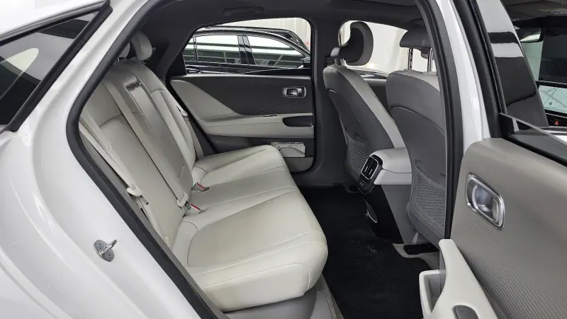 Hyundai Ioniq 6