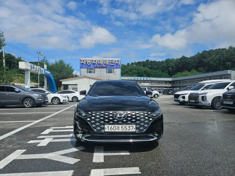 Hyundai Grandeur