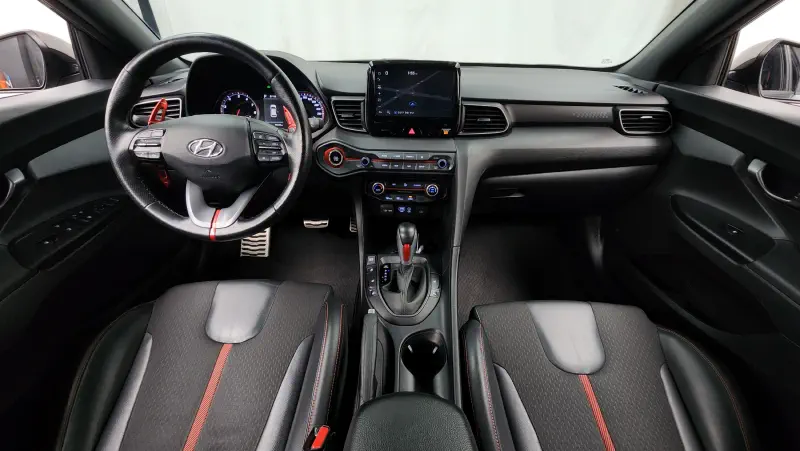Hyundai Veloster