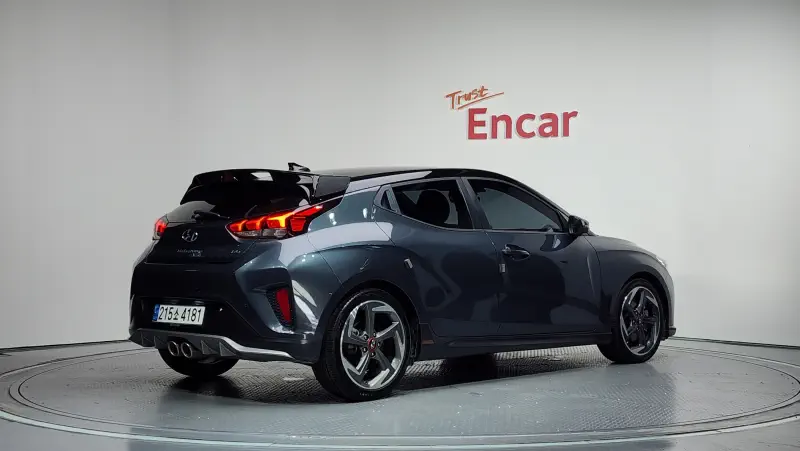 Hyundai Veloster
