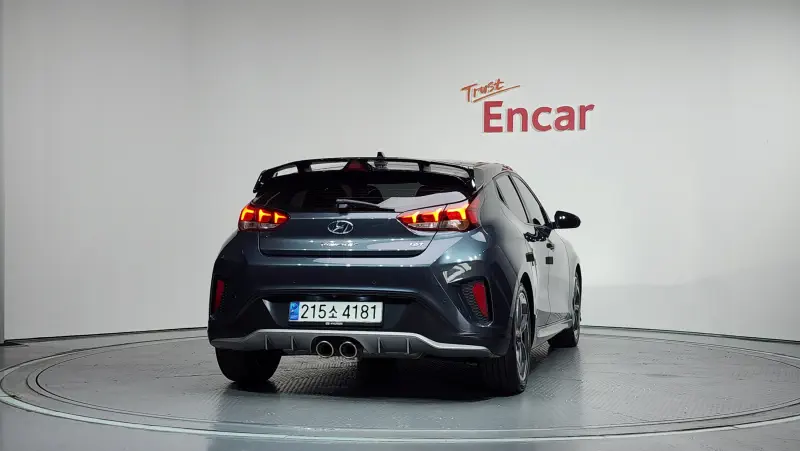 Hyundai Veloster