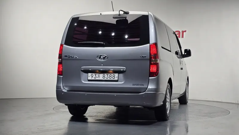 Hyundai Grand Starex