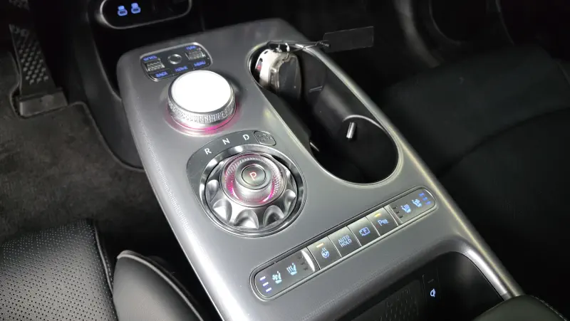 Genesis GV60