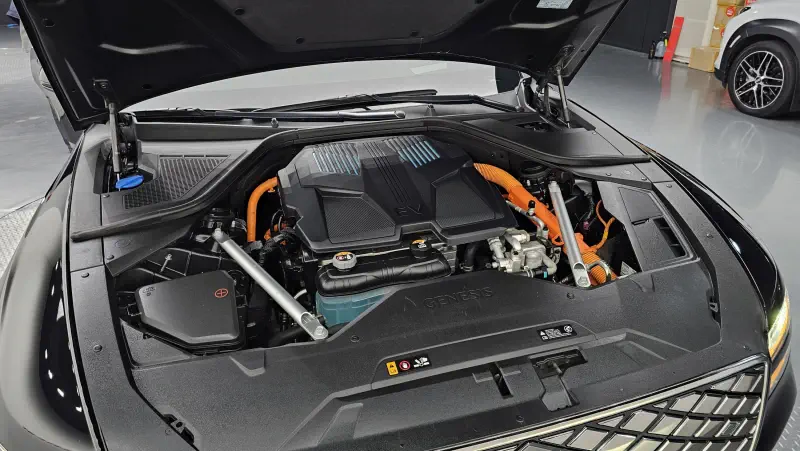 Genesis Electrified G80