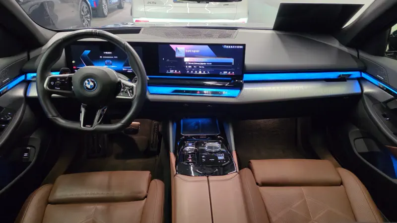 BMW i5