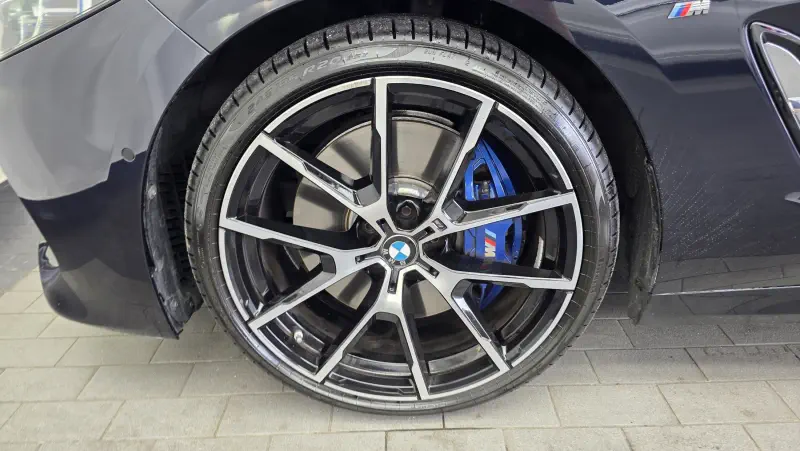 BMW 8-Series