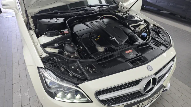 Mercedes-Benz CLS-Class