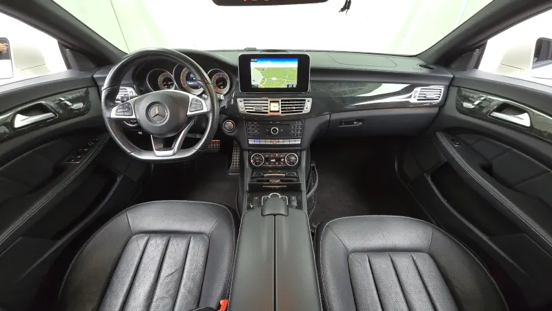 Mercedes-Benz CLS-Class
