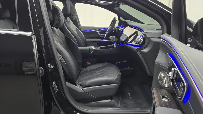 Mercedes-Benz EQS SUV